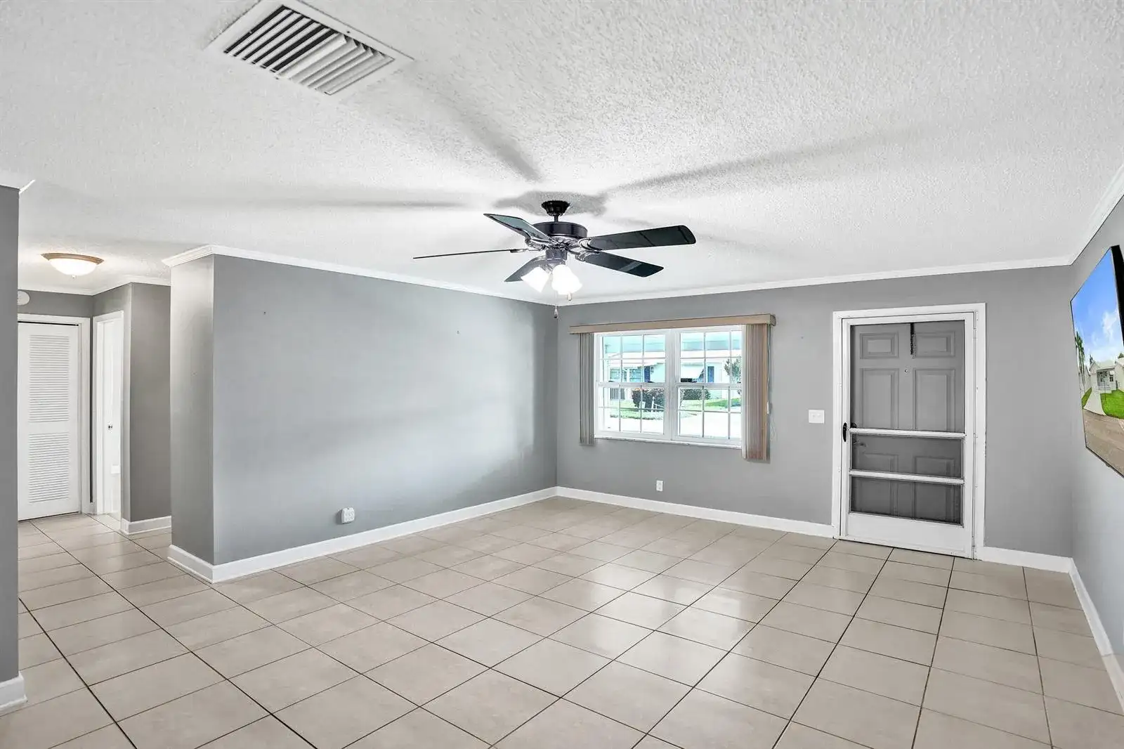 1013 SW 15th Street, Boynton Beach FL 33426 photo 5