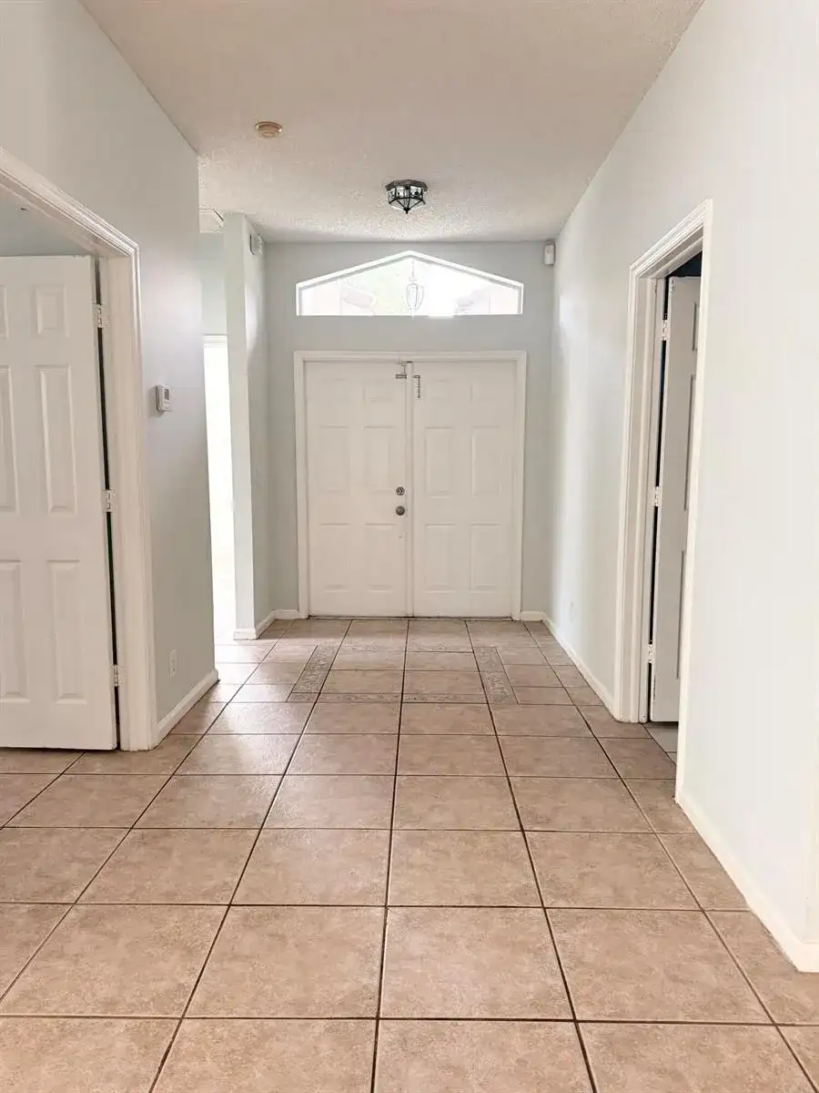 12077 Sunset Point Circle, Wellington FL 33414 photo 2