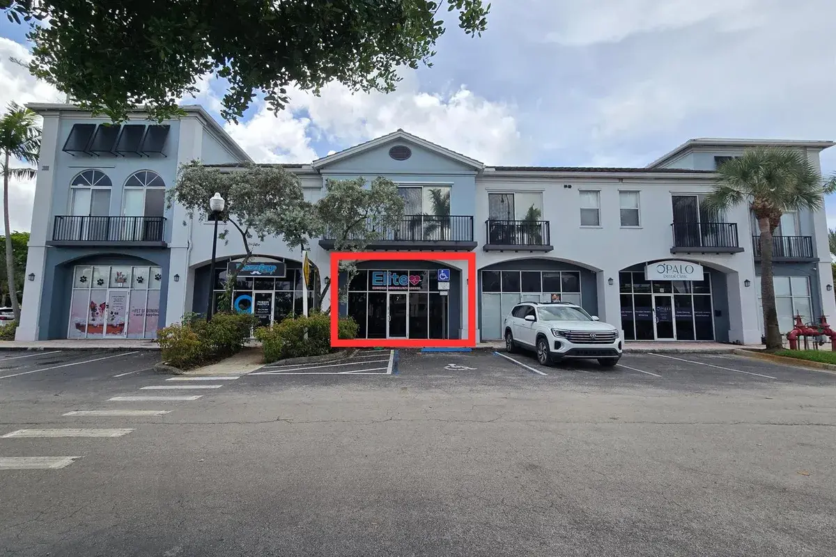 3880 W BROWARD Boulevard W, Plantation FL 33324