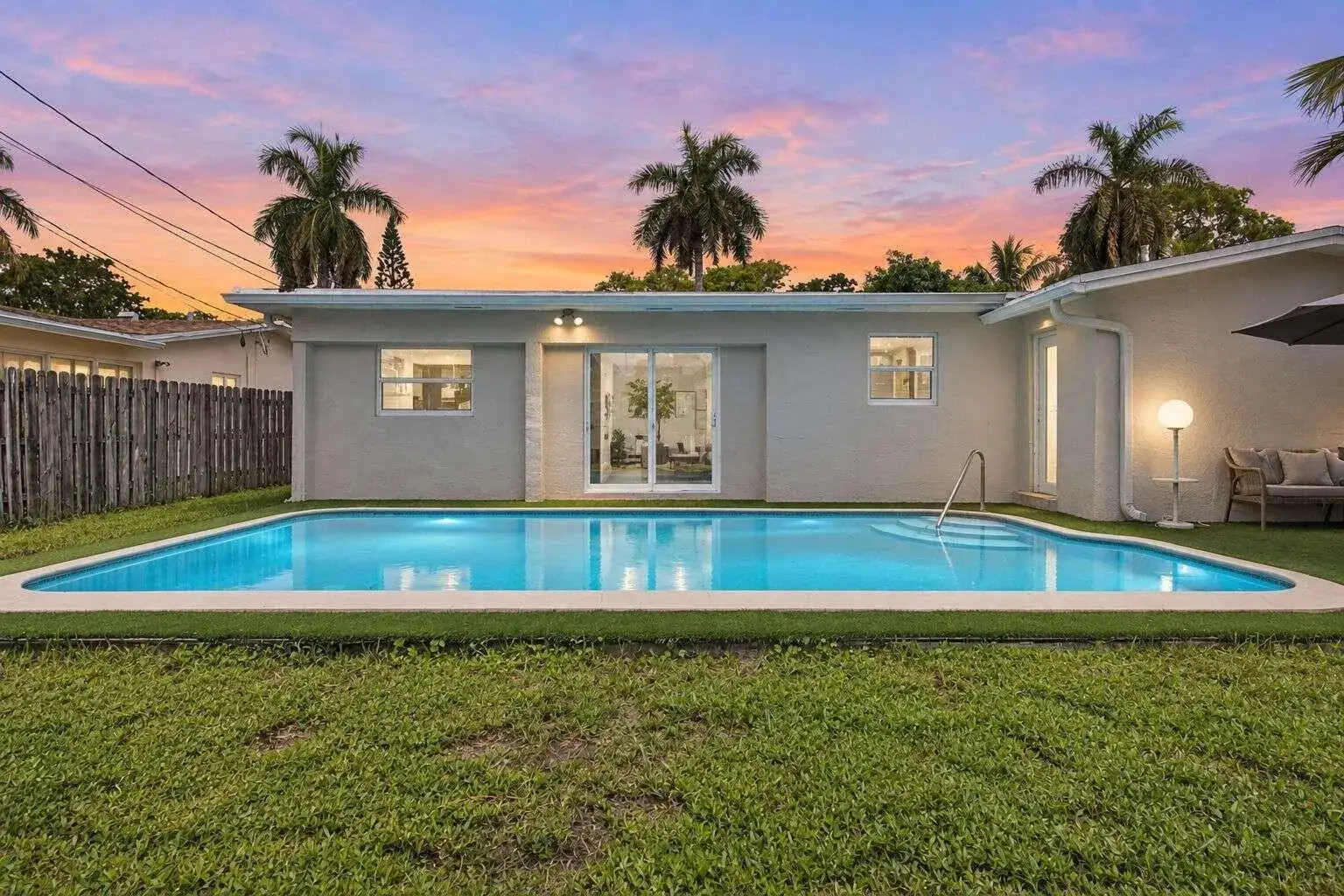 7640 SUNSET STRIP, Sunrise FL 33322
