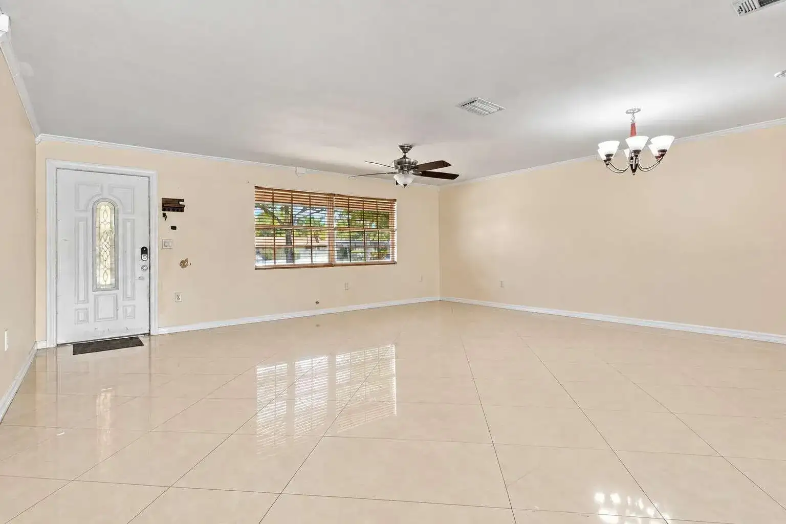 7640 SUNSET STRIP, Sunrise FL 33322 photo 3