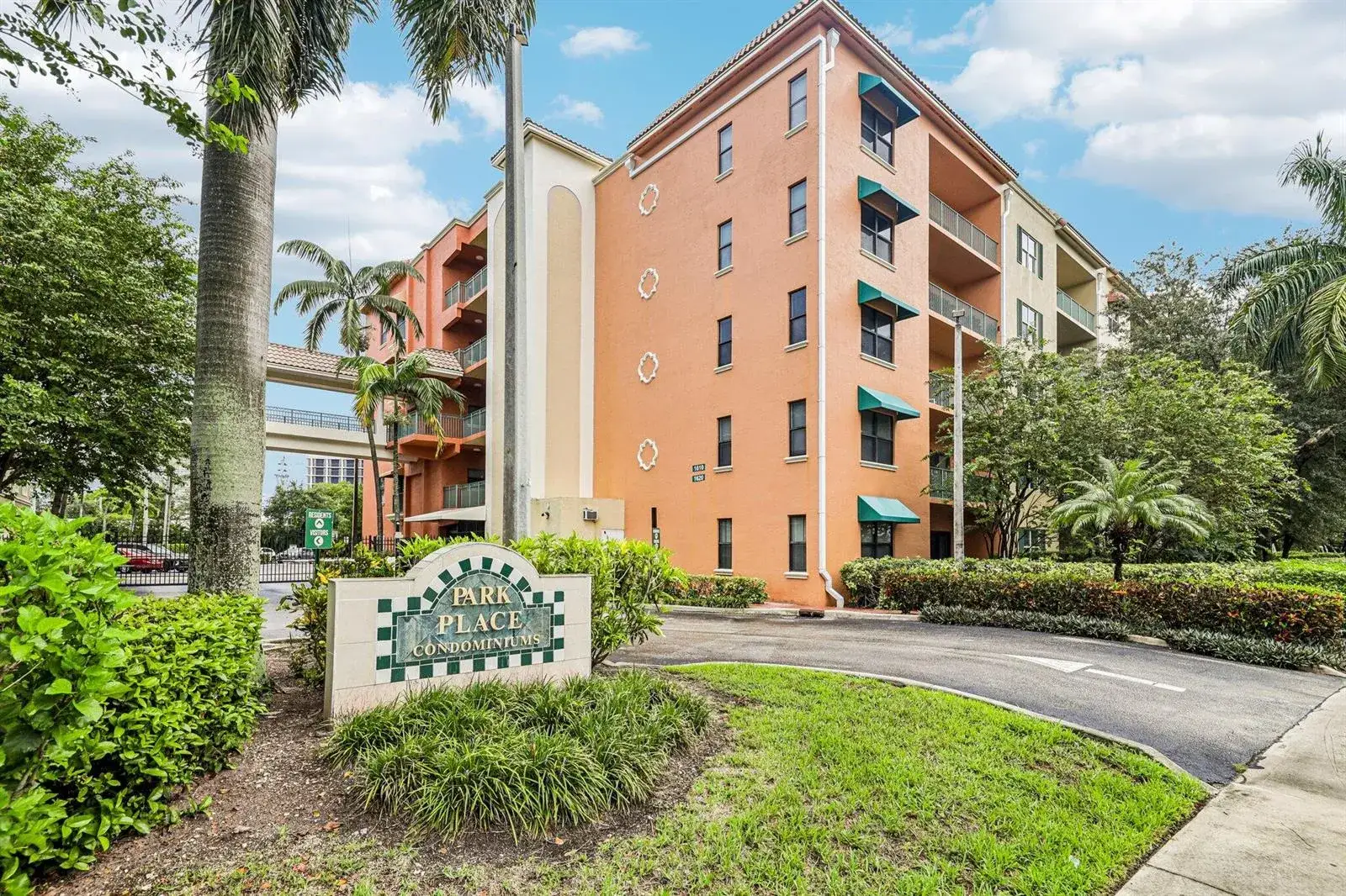1620 Presidential Way # 310, West Palm Beach FL 33401
