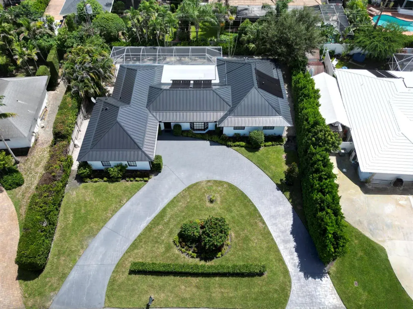 7 SE Paddock Circle, Jupiter FL 33469
