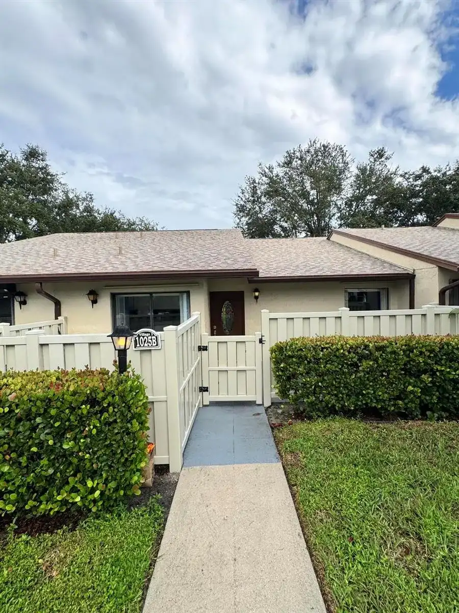 1025 Green Pine Boulevard # B, West Palm Beach FL 33409