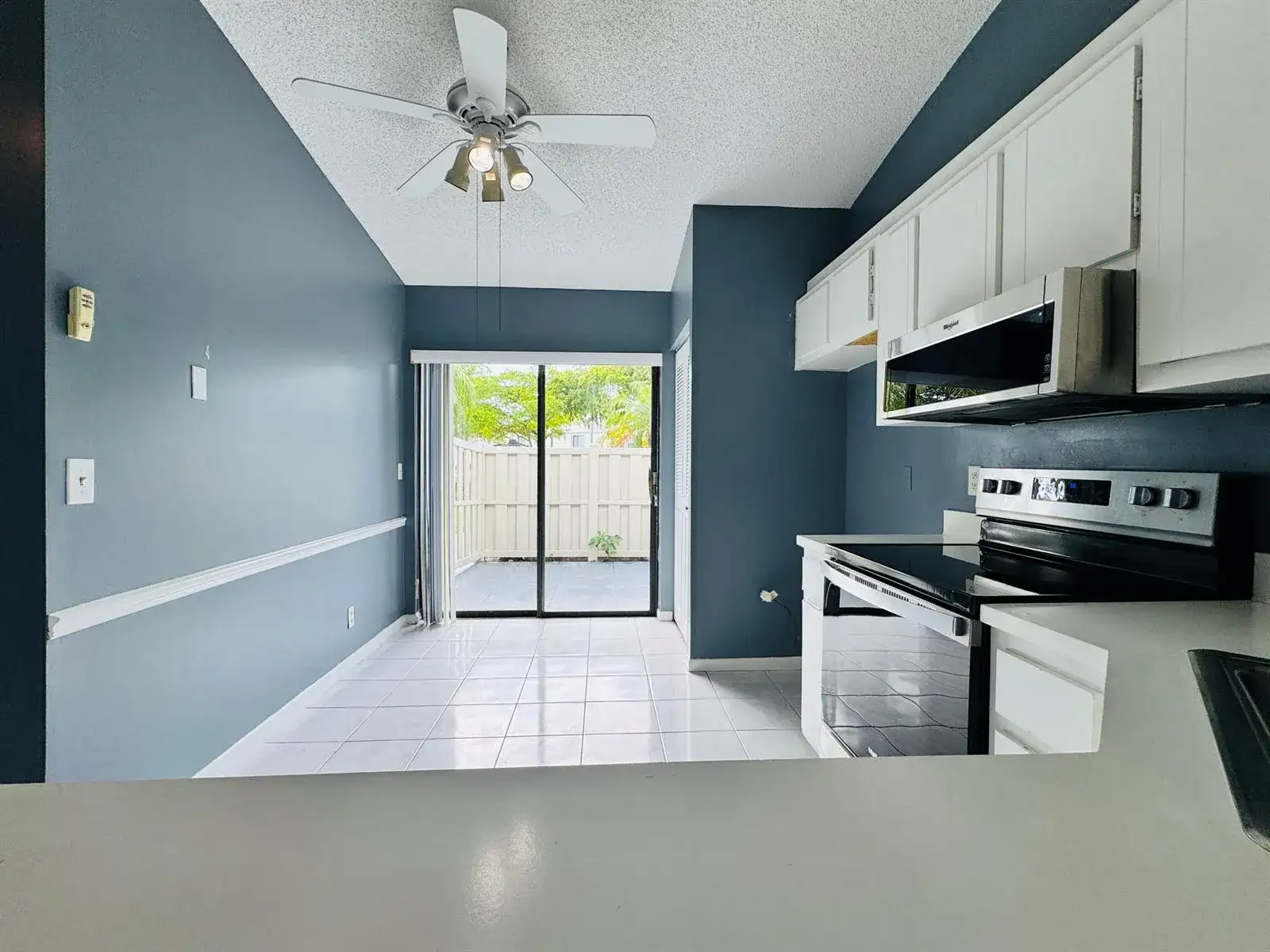 1025 Green Pine Boulevard # B, West Palm Beach FL 33409 photo 4