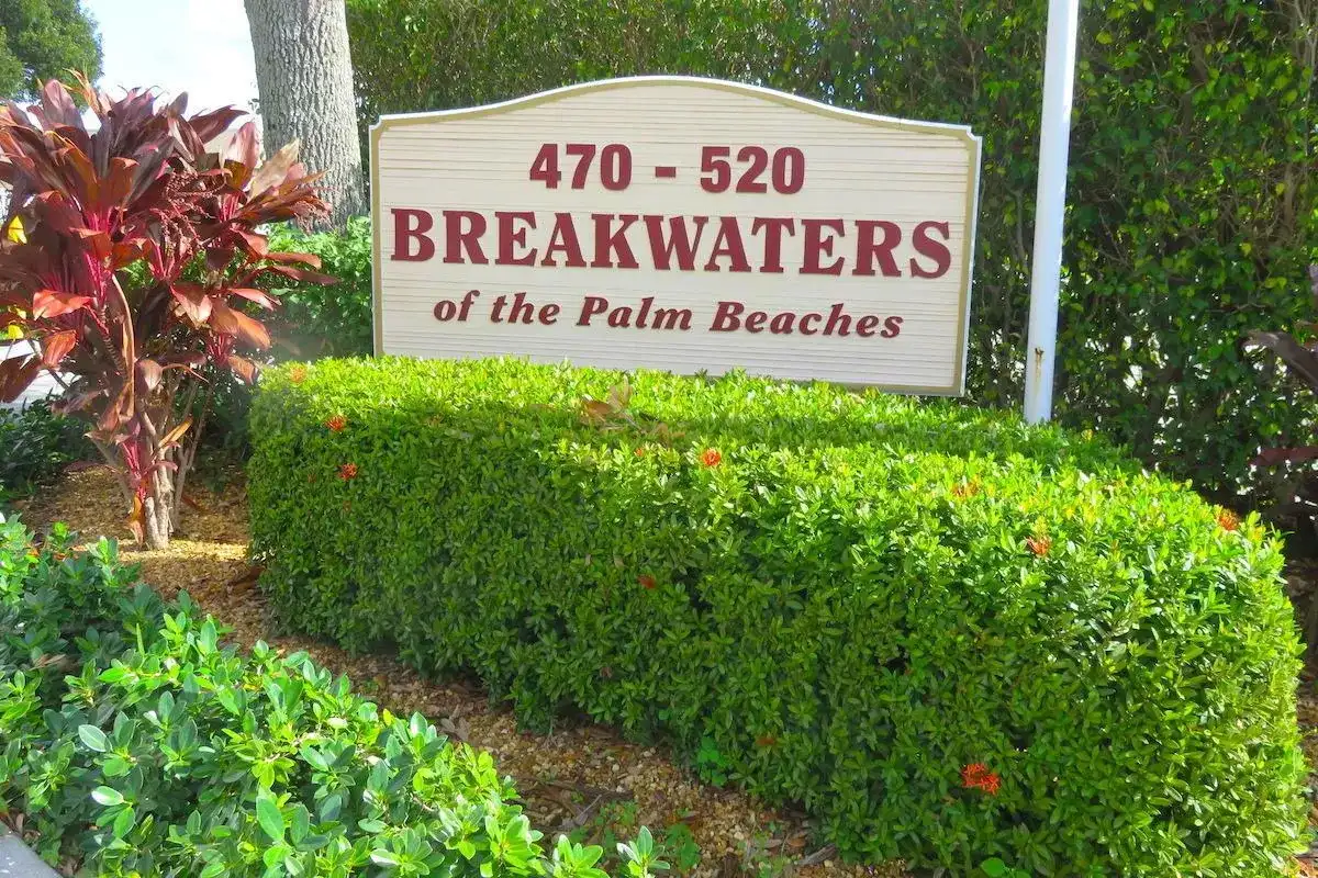 470 EXECUTIVE CENTER Drive # 2K, West Palm Beach FL 33401
