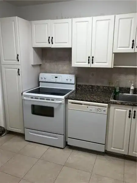 3150 N Palm Aire Drive Unit 407, Pompano Beach FL 33069 photo 2