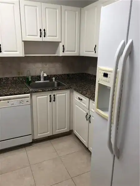 3150 N Palm Aire Drive Unit 407, Pompano Beach FL 33069 photo 3