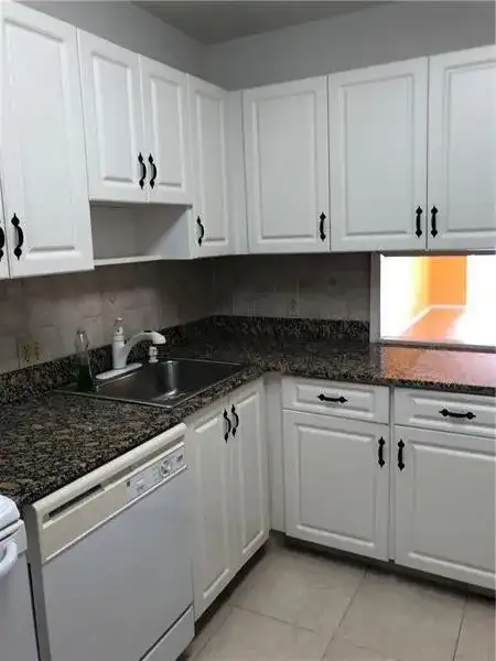3150 N Palm Aire Drive Unit 407, Pompano Beach FL 33069 photo 4