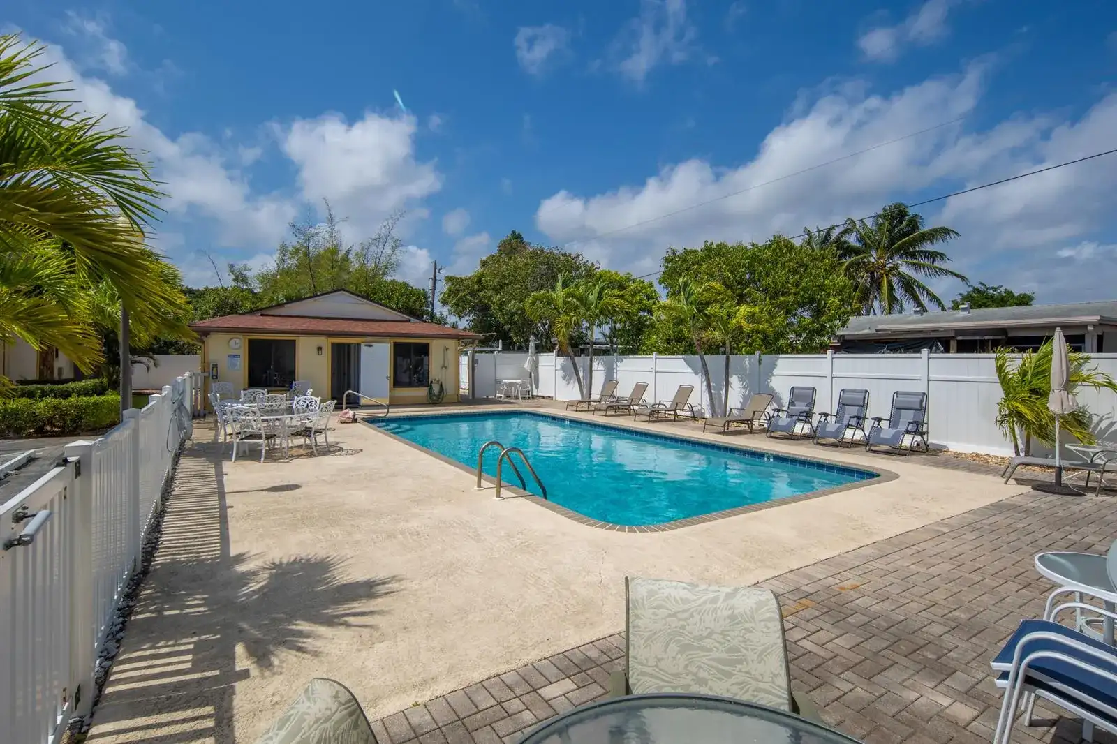 815 ANDREW REDDING Road # 302, Lantana FL 33462 photo 2