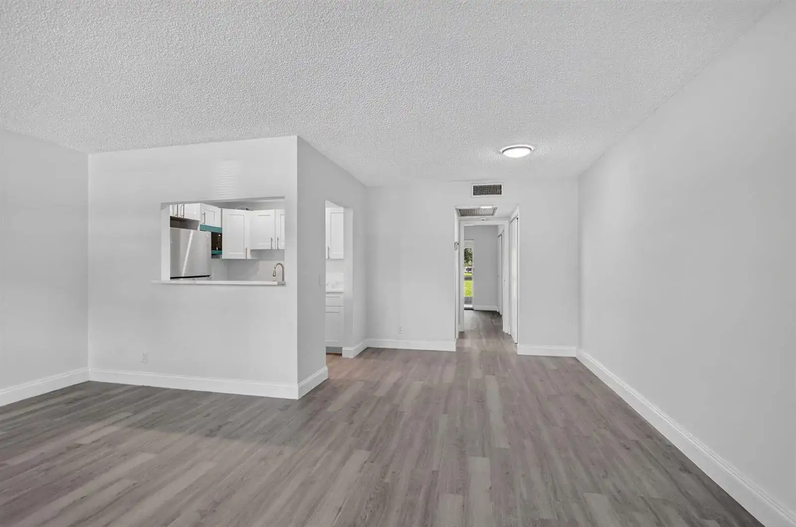 1038 Berkshire B # 1038, Deerfield Beach FL 33442 photo 4
