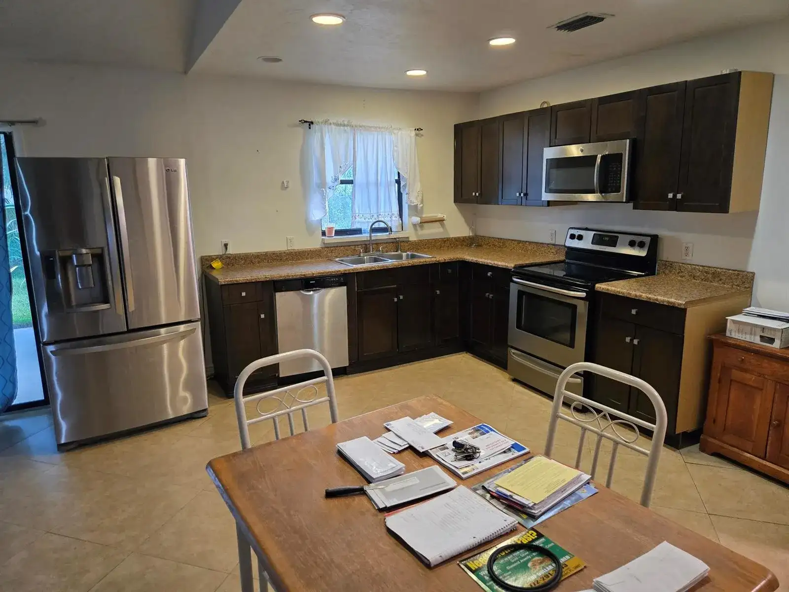 761 NW BAYSHORE Boulevard, Port St. Lucie FL 34983 photo 3