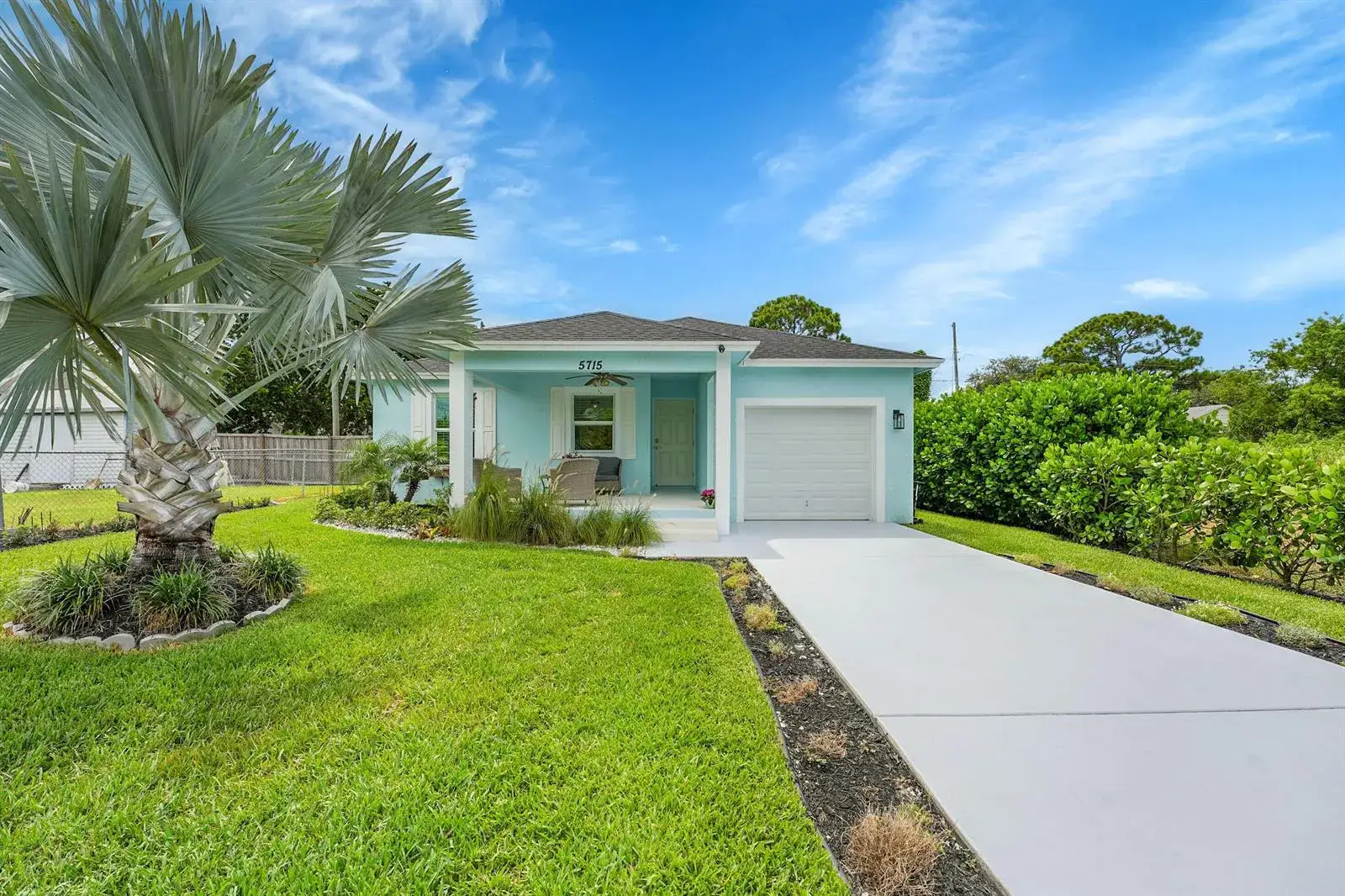 5715 SE Pine Avenue, Stuart FL 34997