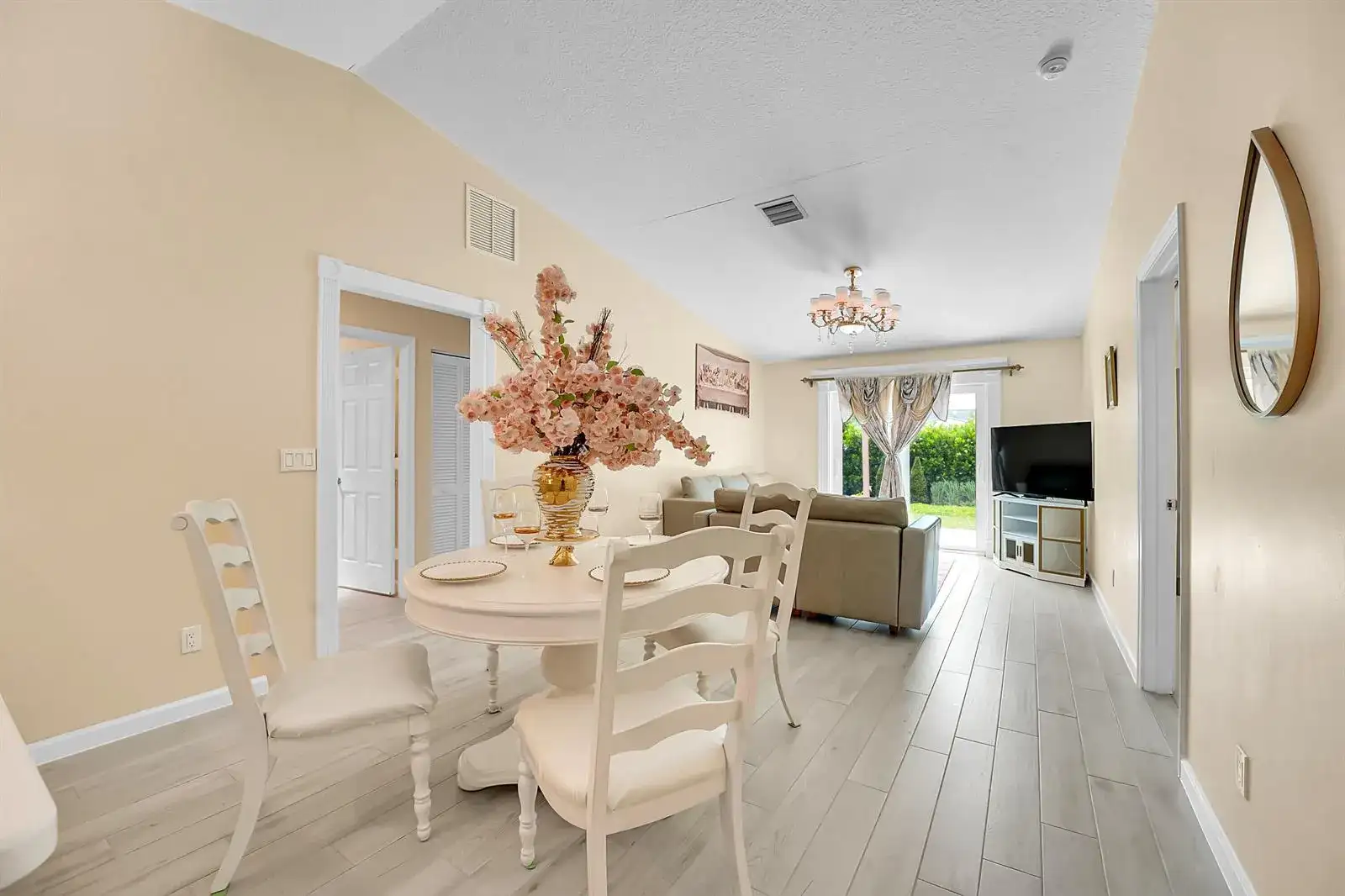 5715 SE Pine Avenue, Stuart FL 34997 photo 5