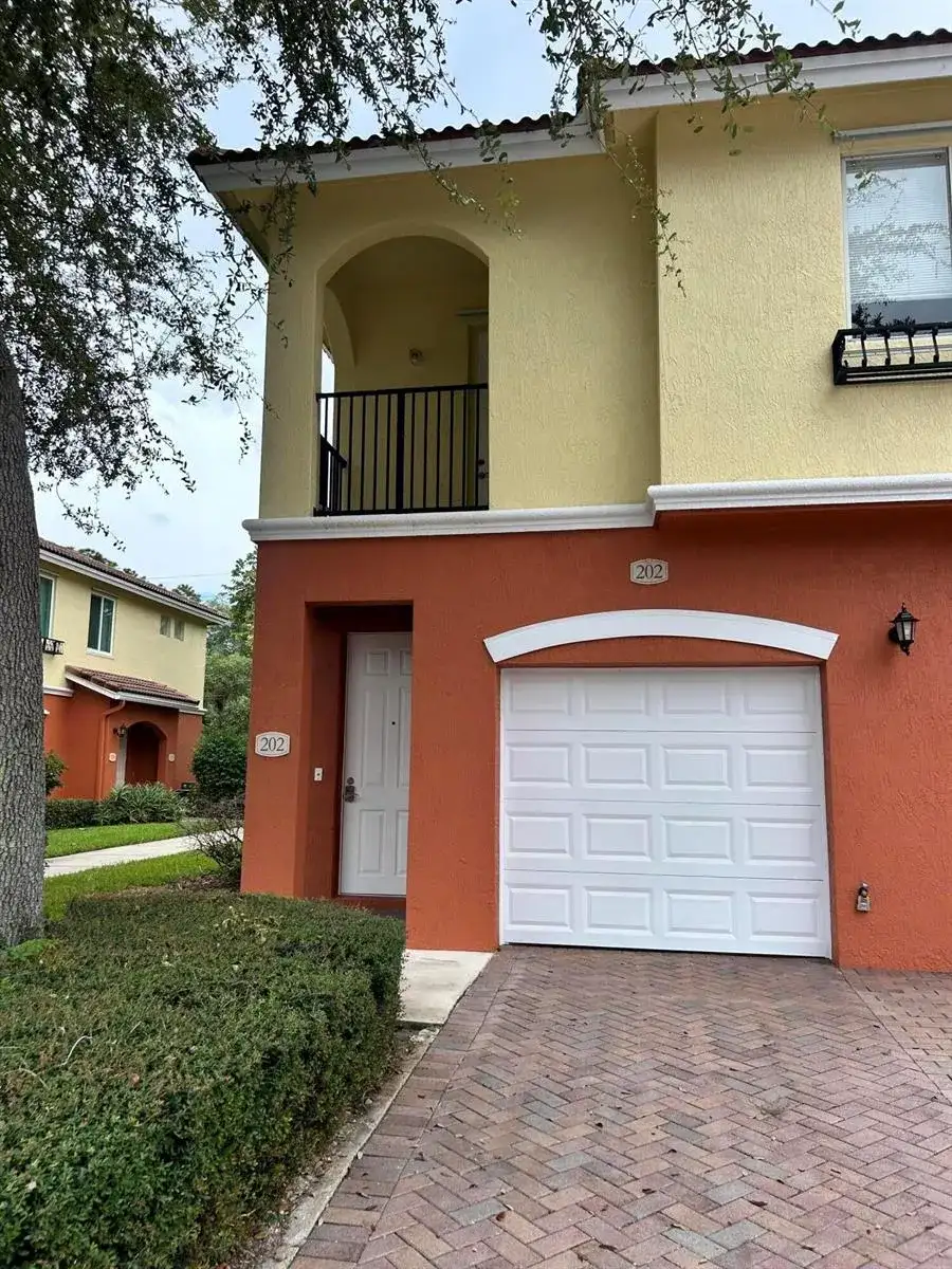 47 SE SEDONA Circle # 202, Stuart FL 34994 photo 2