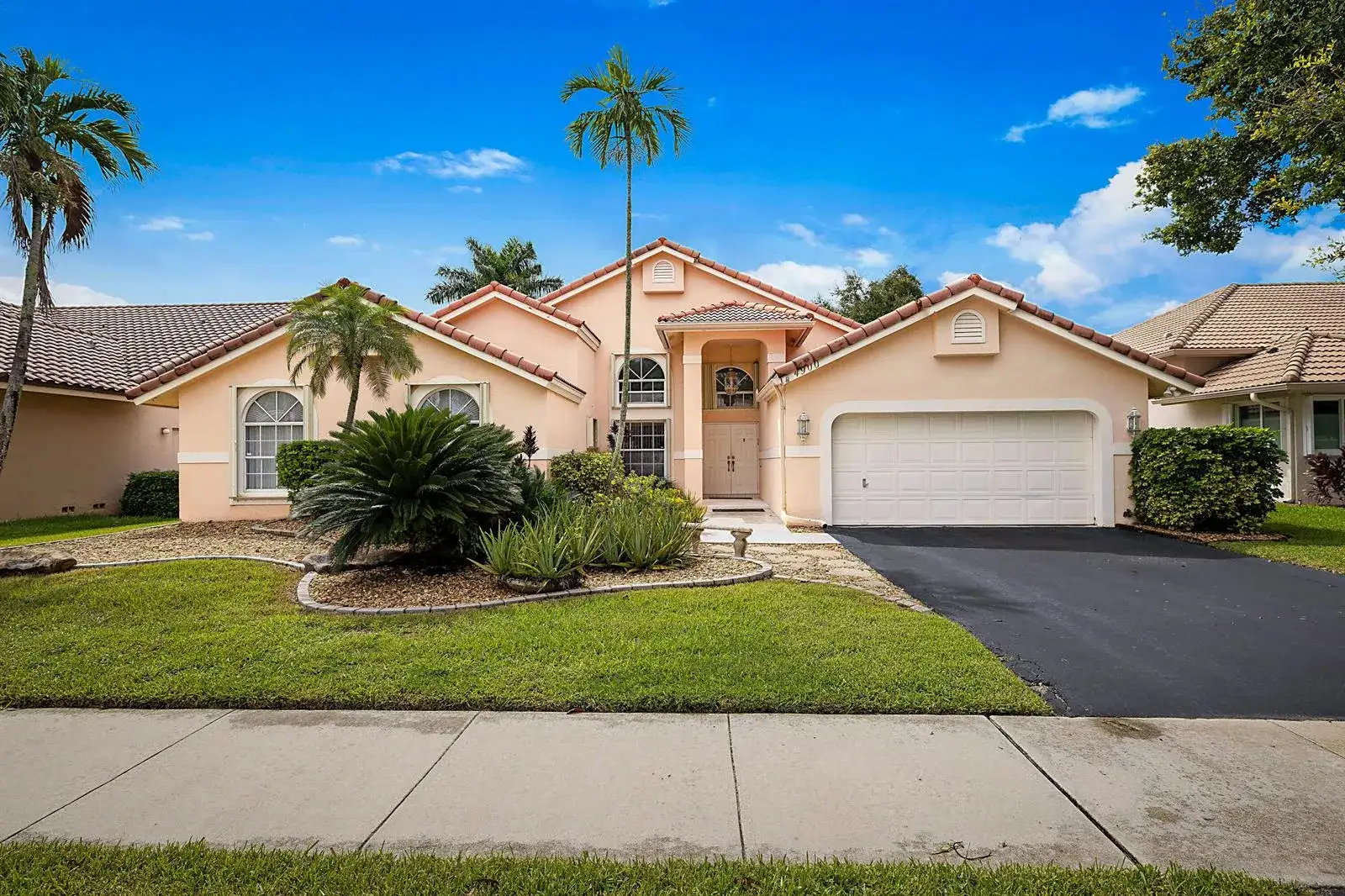 4900 NW 100TH Terrace, Coral Springs FL 33076 photo 3