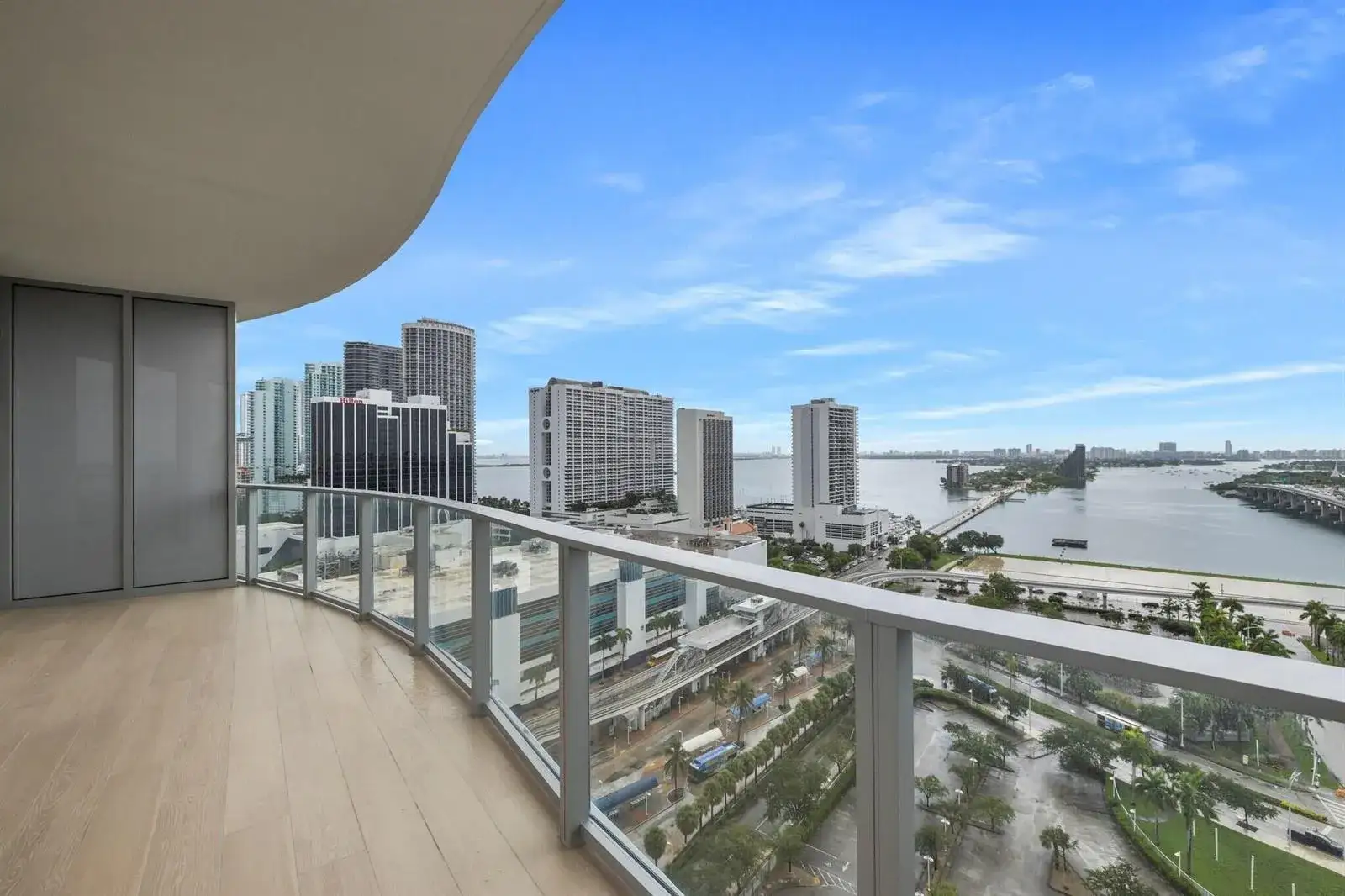 1400 Biscayne Boulevard # 2904, Miami FL 33132