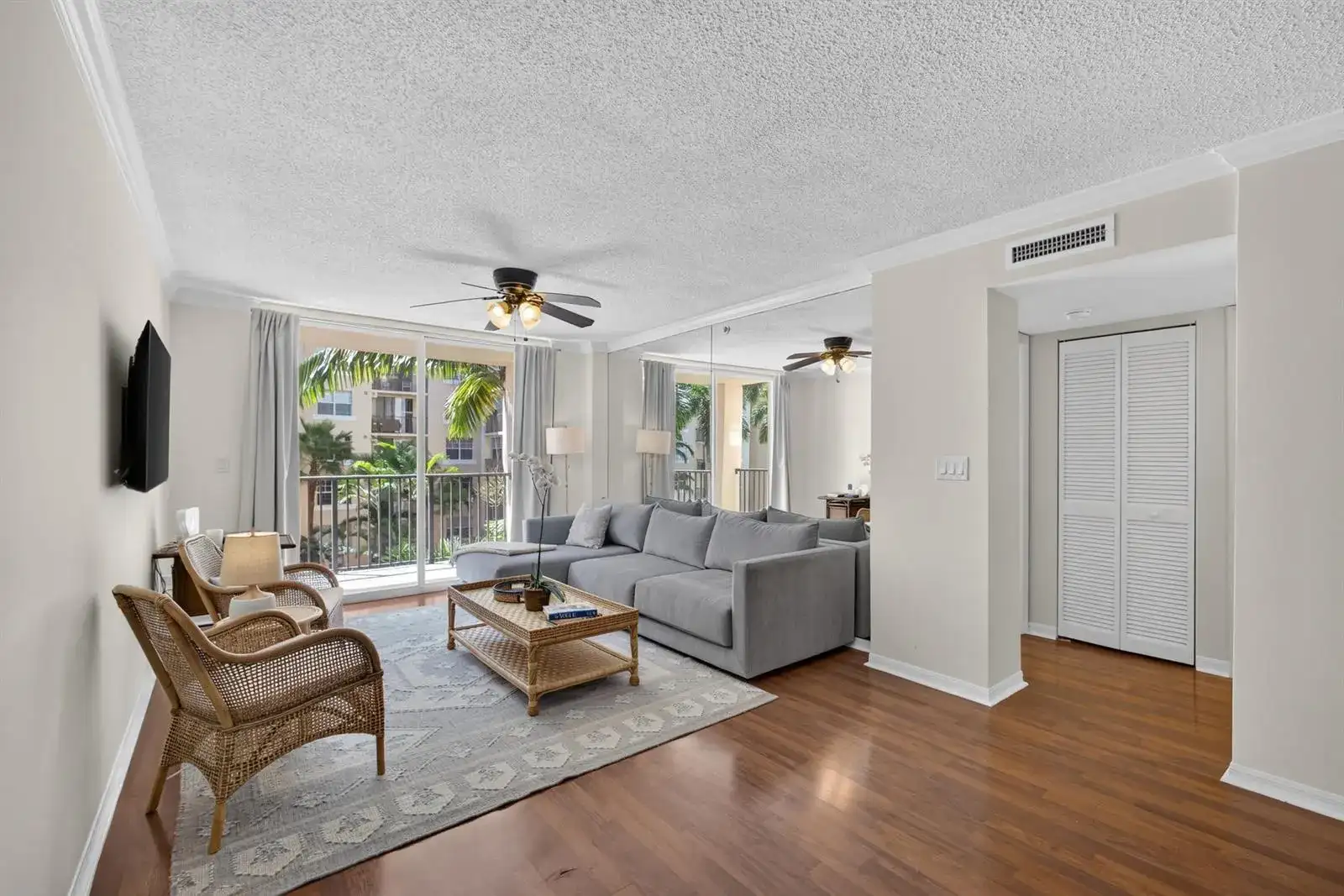 1801 N FLAGLER Drive # 429, West Palm Beach FL 33407 photo 4