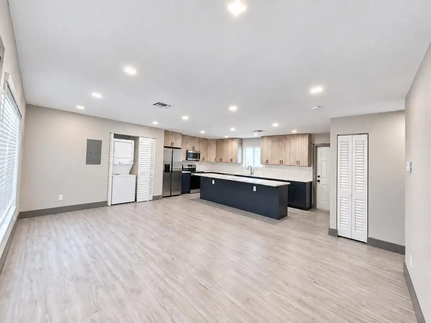 1402 NE 2nd Avenue, Fort Lauderdale FL 33305