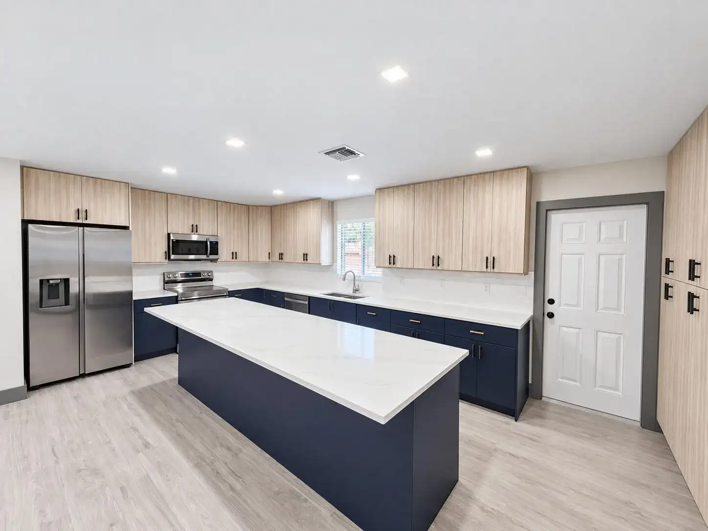 1402 NE 2nd Avenue, Fort Lauderdale FL 33305 photo 3
