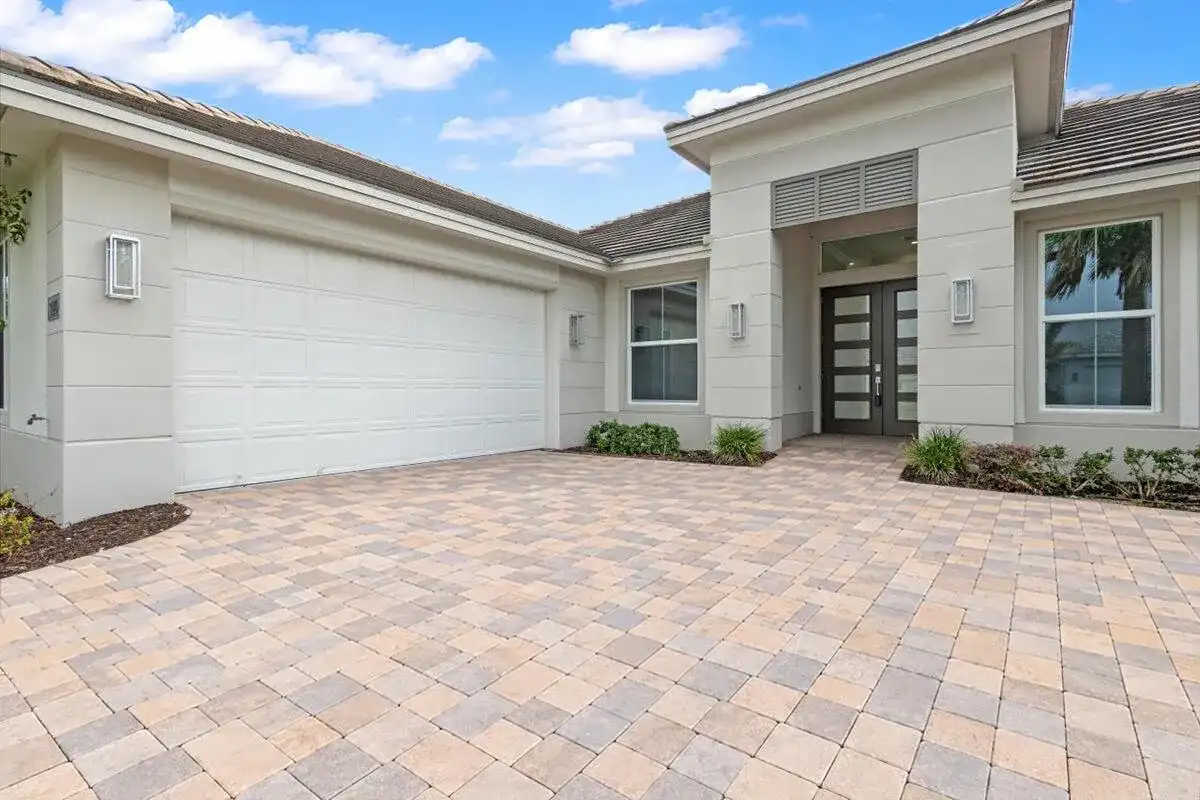 9323 SW Pinnacle Place, Port St. Lucie FL 34987