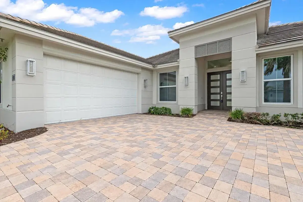 9323 SW Pinnacle Place, Port St. Lucie FL 34987