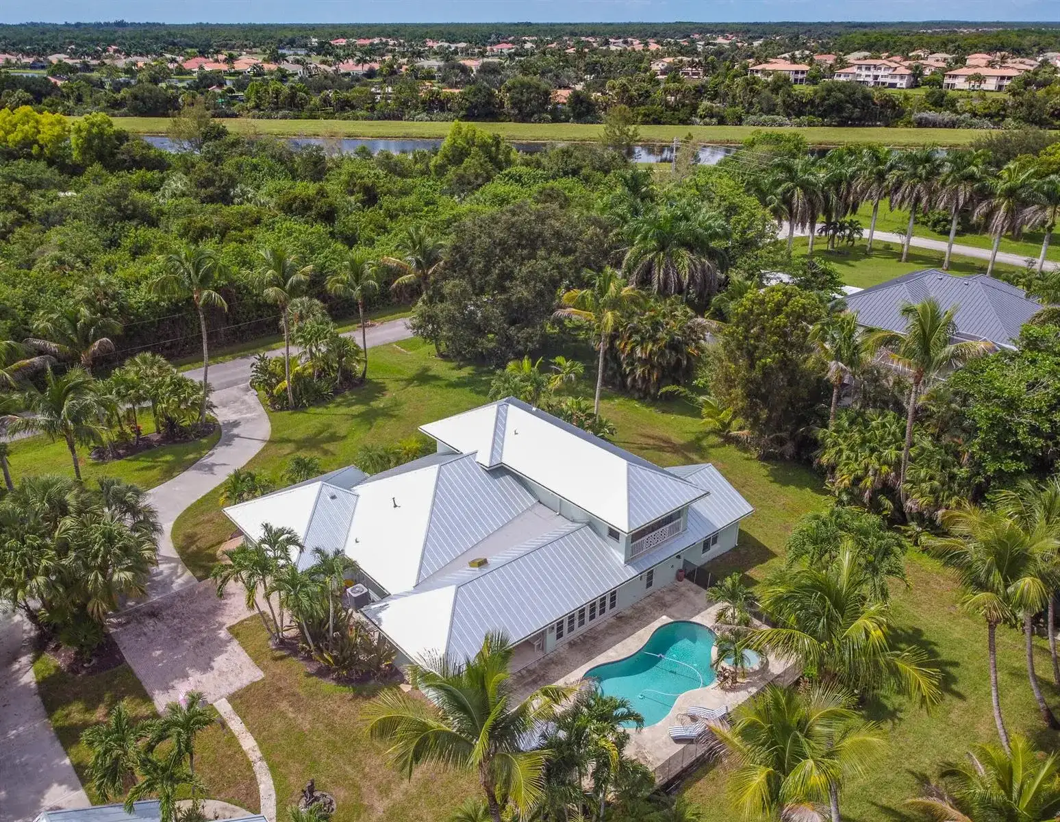 16672 78th Drive N, Palm Beach Gardens FL 33418 photo 3