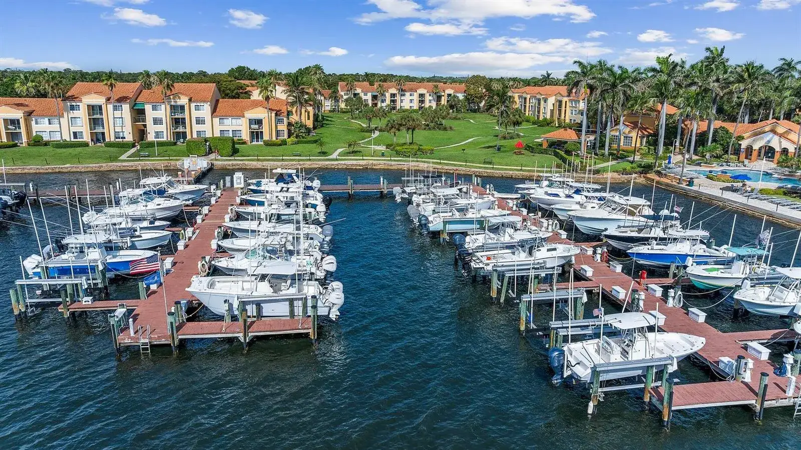 103 Yacht Club Way # 104, Hypoluxo FL 33462