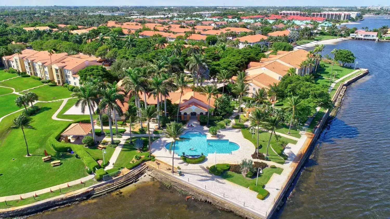 103 Yacht Club Way # 104, Hypoluxo FL 33462 photo 4