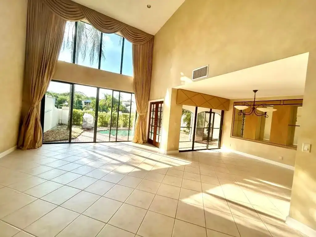 22641 Caravelle Circle # 22641, Boca Raton FL 33433 photo 2