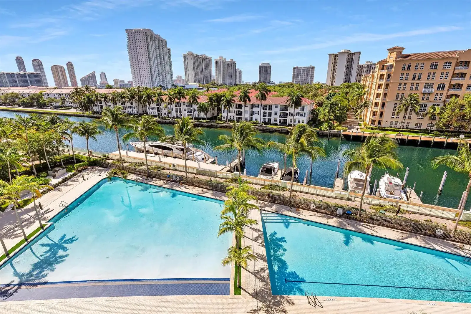 2950 NE 188th Street # 122, Aventura FL 33180 photo 2