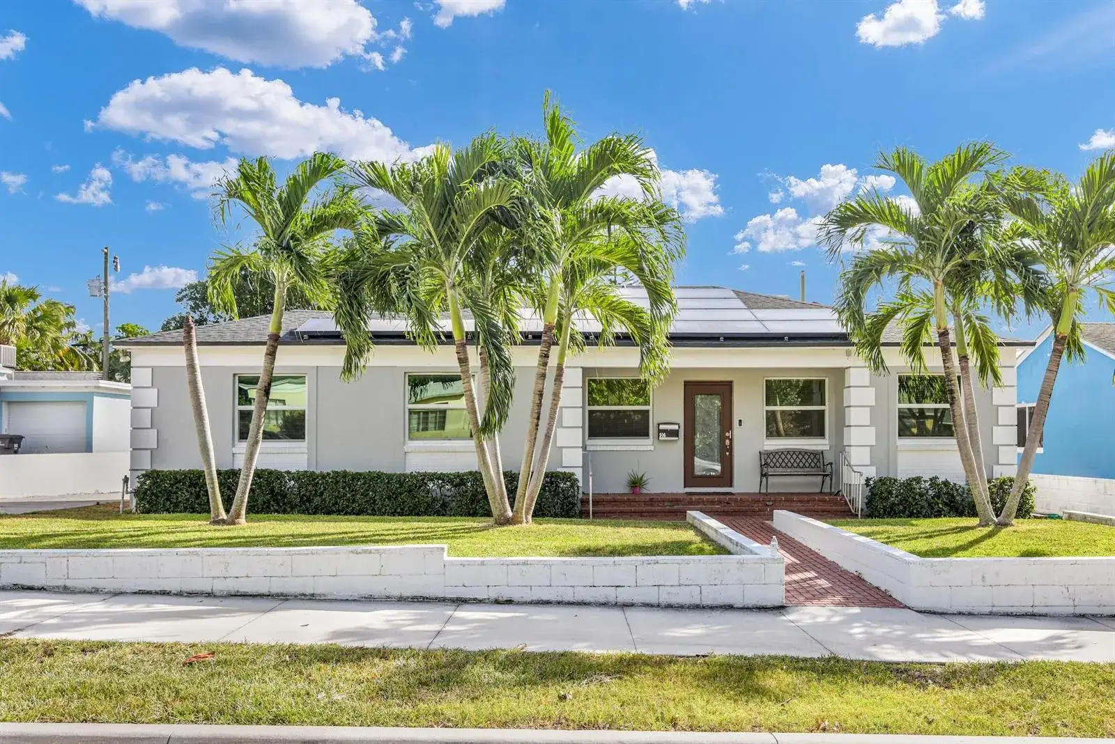 916 31ST Street, West Palm Beach FL 33407