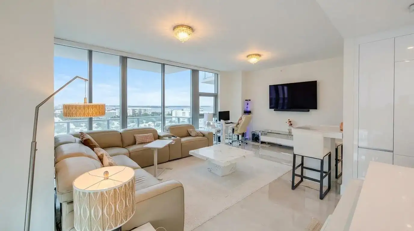 220 LAKE SHORE Drive # 1123, West Palm Beach FL 33403