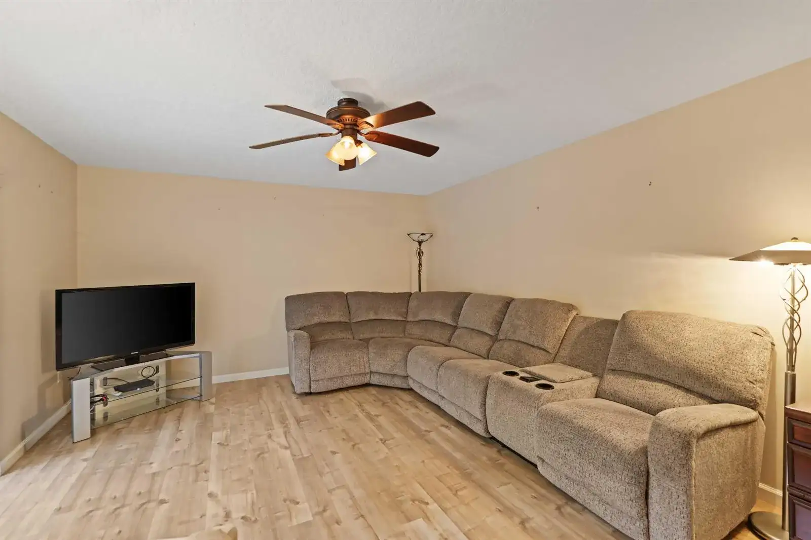 825 CENTER Street # 39D, Jupiter FL 33458 photo 5