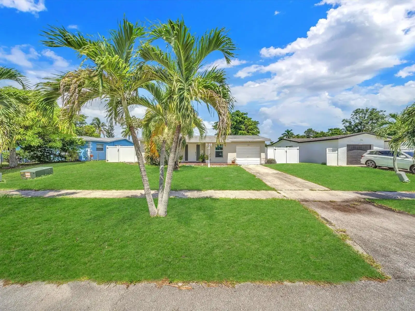6851 SW 7th Place, North Lauderdale FL 33068 photo 2