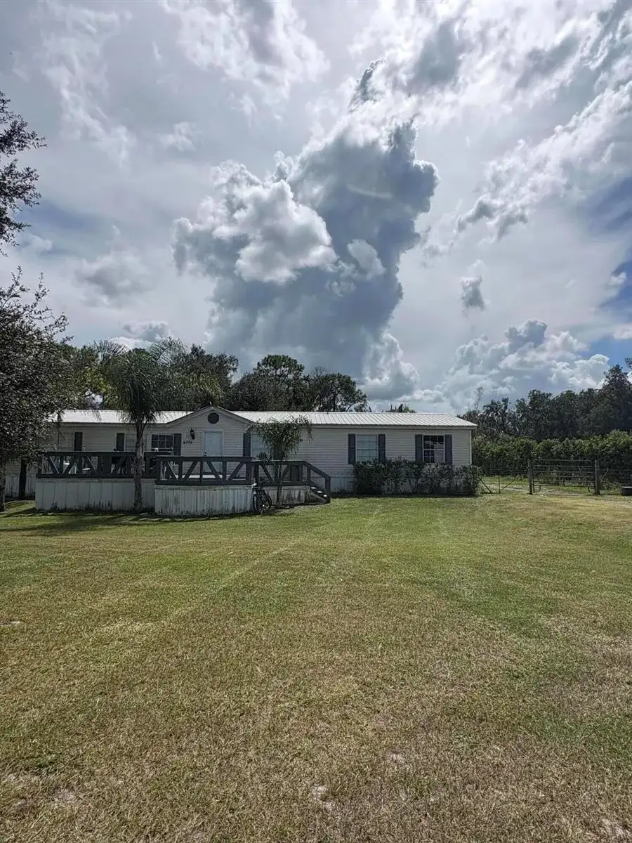 6205 FULLENKAMP Drive, Plant City FL 33565 photo 4