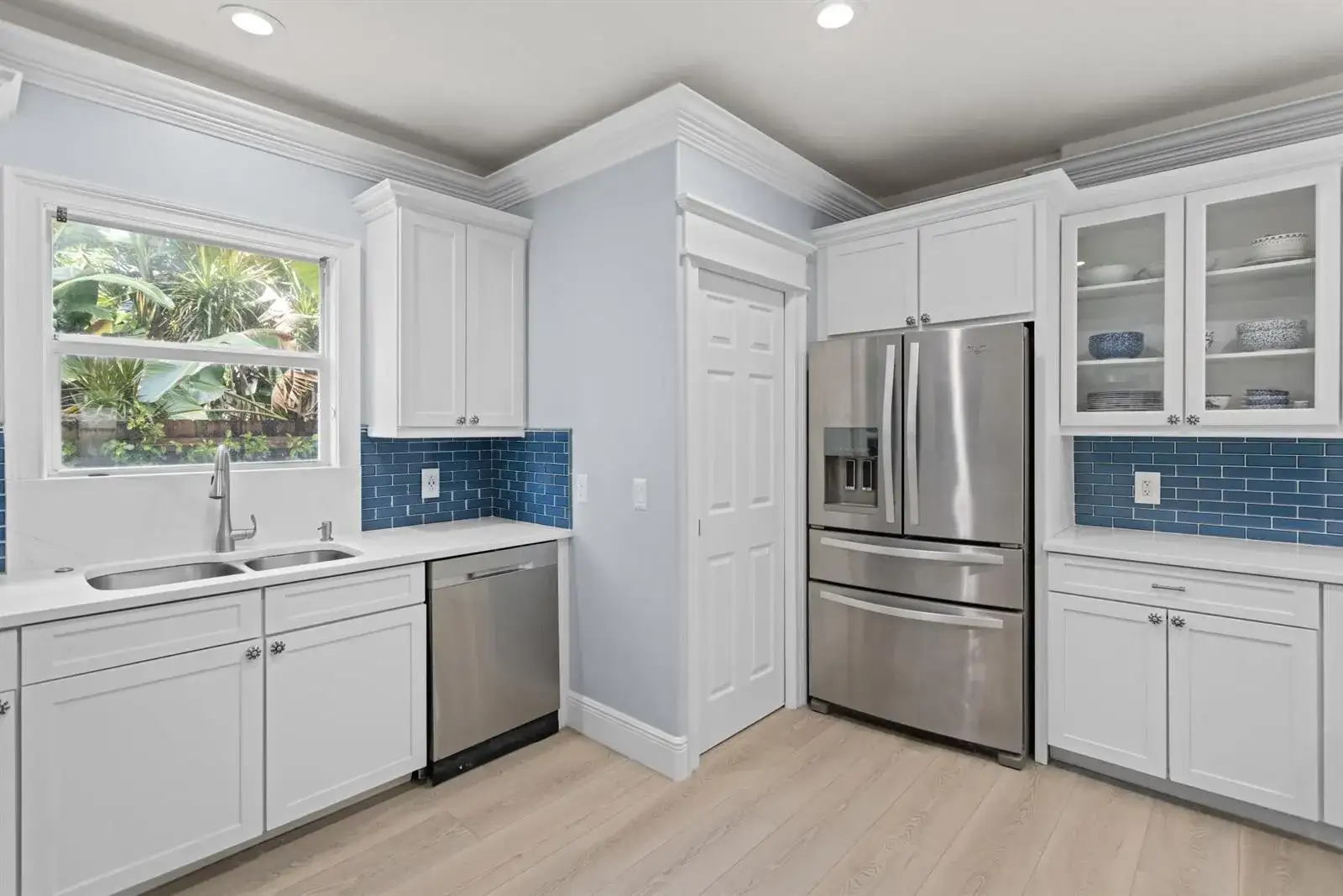 360 Gregory Road, West Palm Beach FL 33405 photo 3