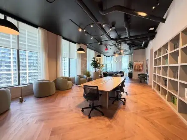 121 NE 5TH Street # 3209, Miami FL 33132 photo 2
