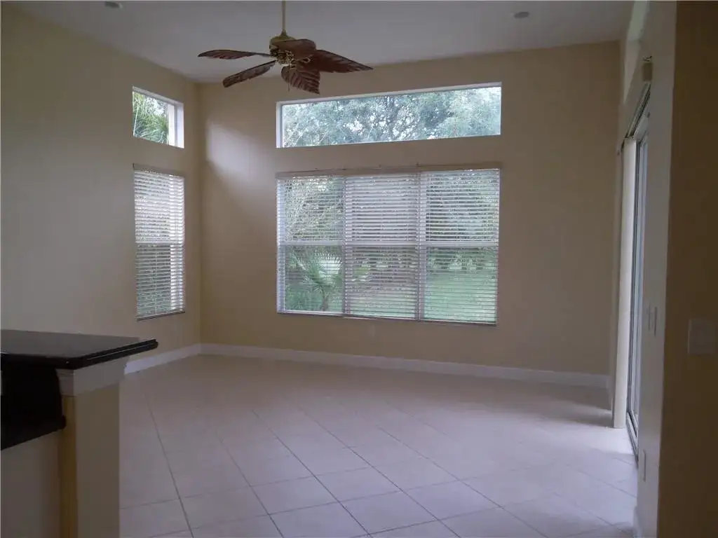5091 SW 173rd Avenue, Miramar FL 33029 photo 2
