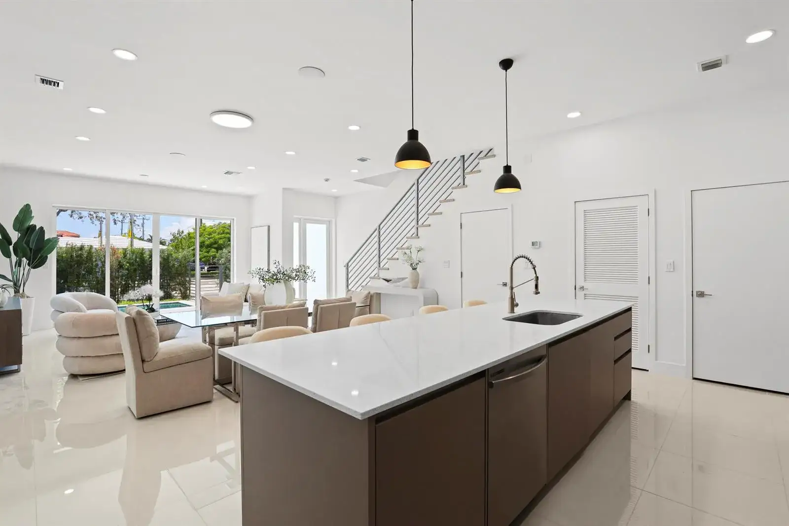 1807 NE 13 Street # 1807, Fort Lauderdale FL 33304