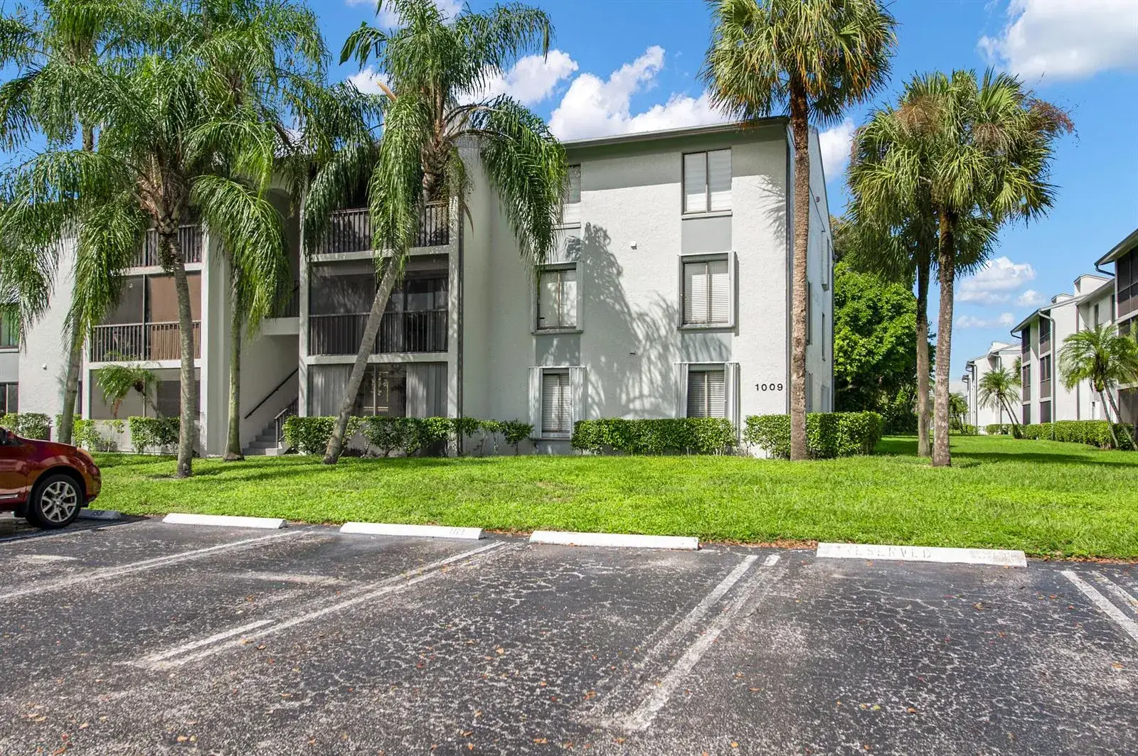 1009 GREEN PINE Boulevard # F3, West Palm Beach FL 33409