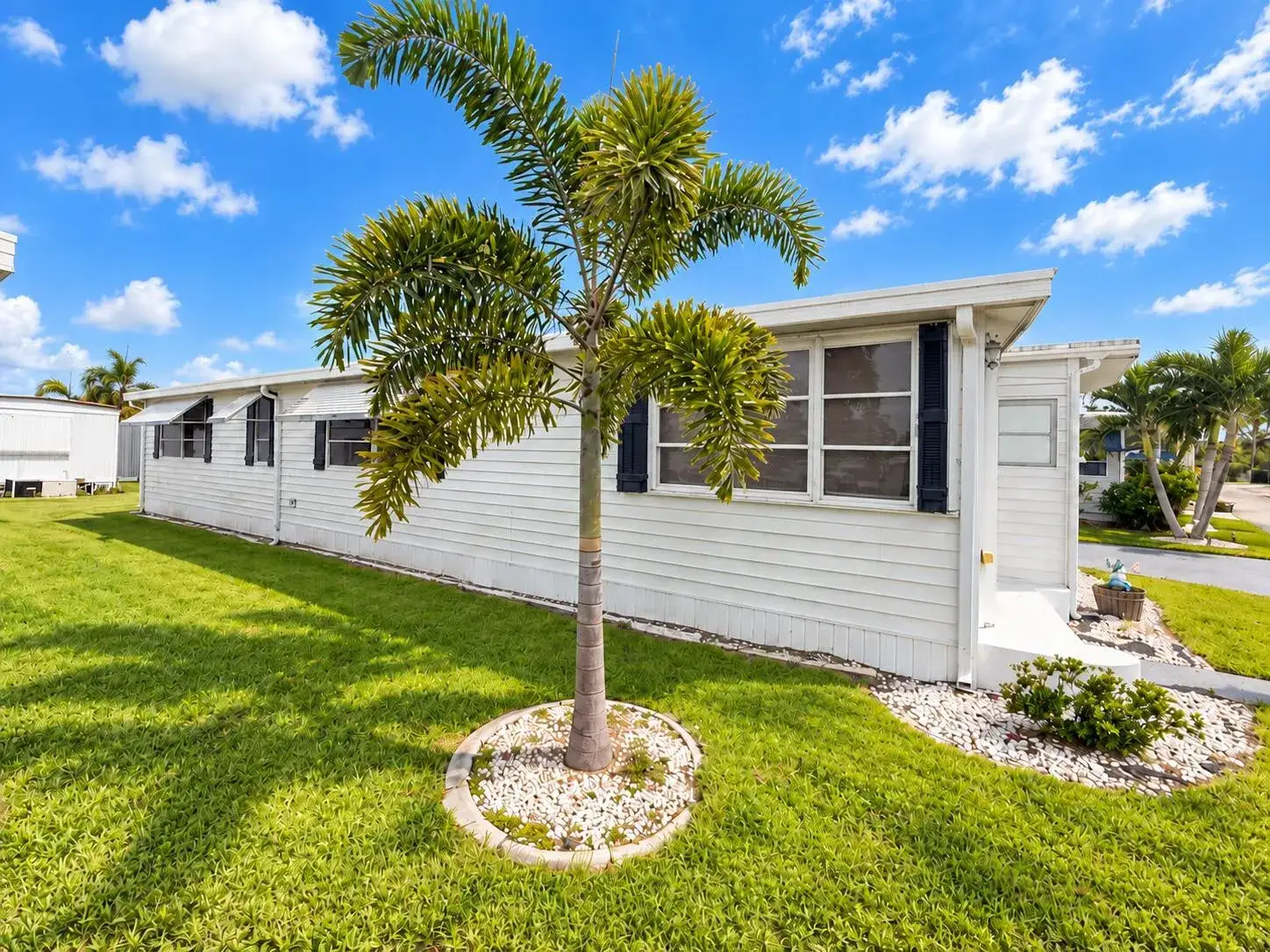 3500 S KANNER Highway # 99, Stuart FL 34994