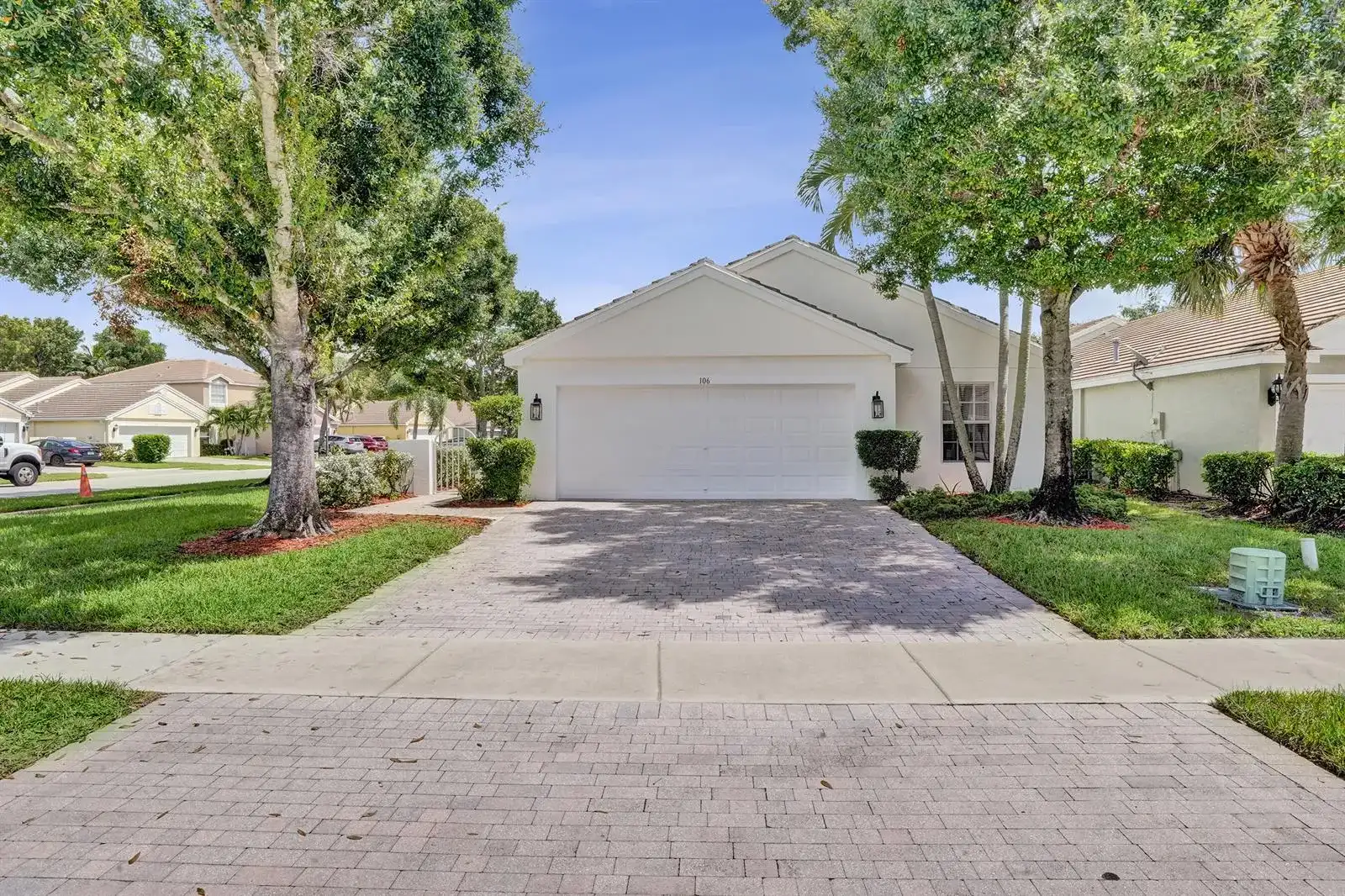 106 HAMILTON Terrace, Royal Palm Beach FL 33414