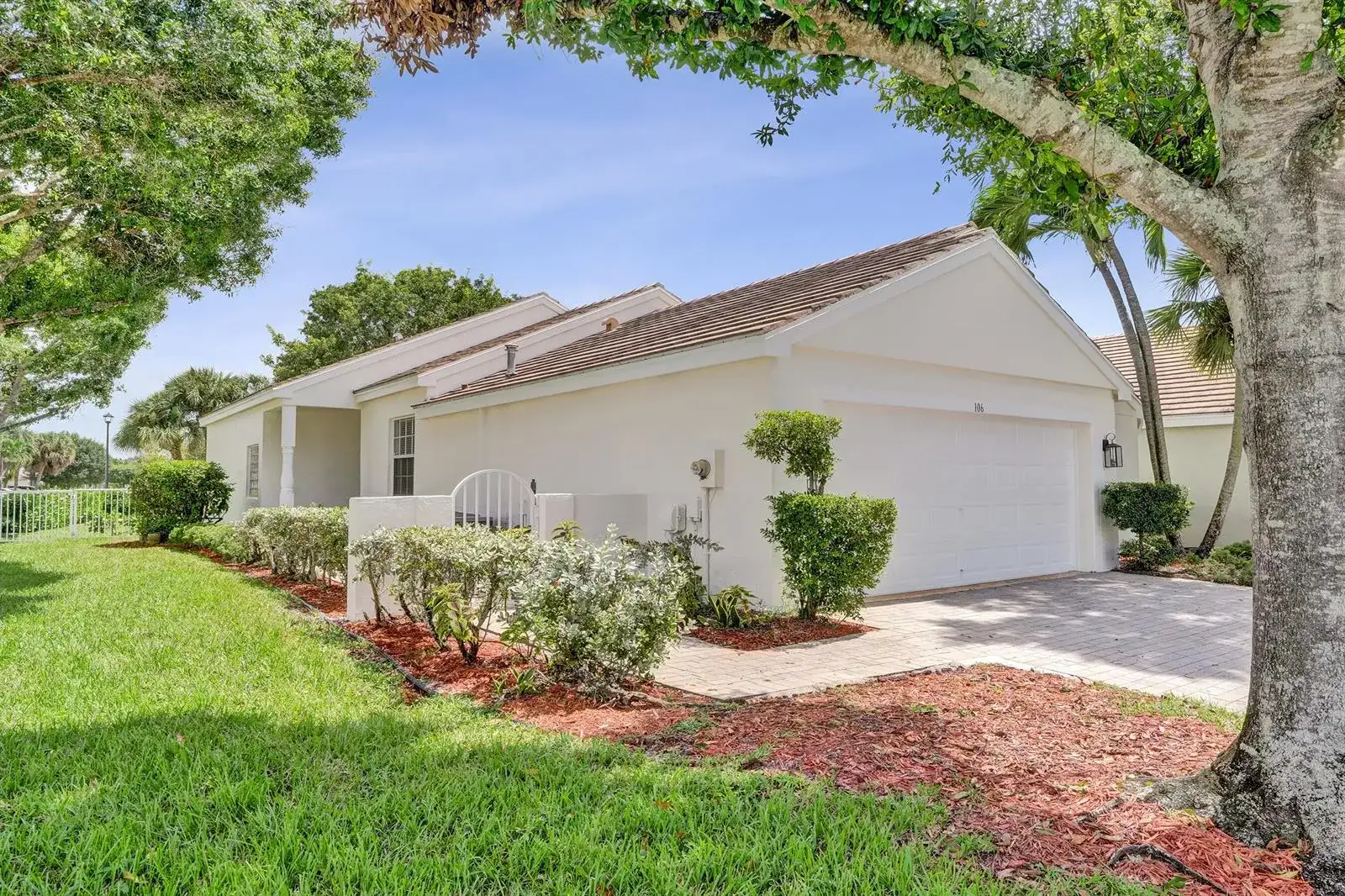 106 HAMILTON Terrace, Royal Palm Beach FL 33414 photo 5