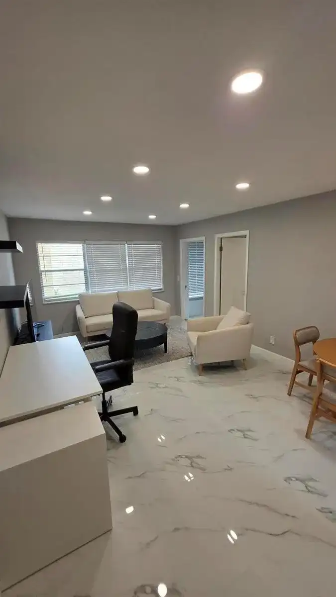 319 Lake Frances Drive, West Palm Beach FL 33411
