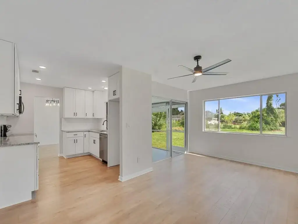 374 SW Homeland Road, Port St. Lucie FL 34953 photo 5