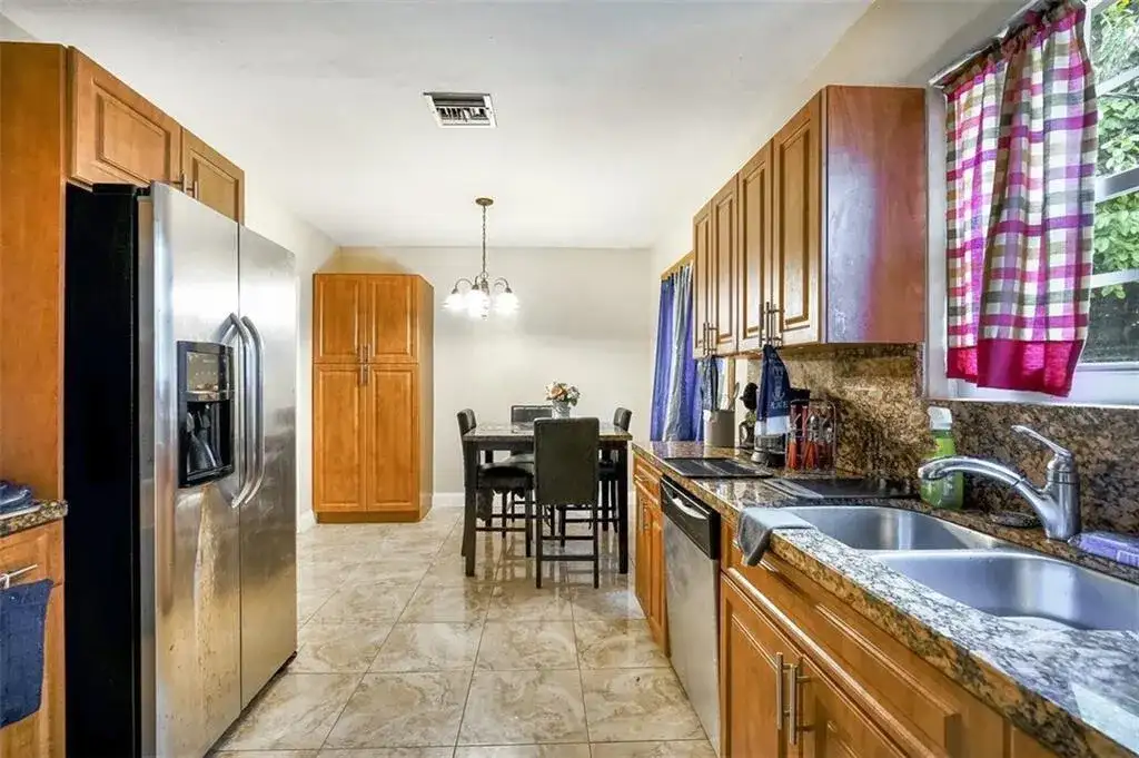 617 LAKESIDE Harbor, Boynton Beach FL 33435 photo 5