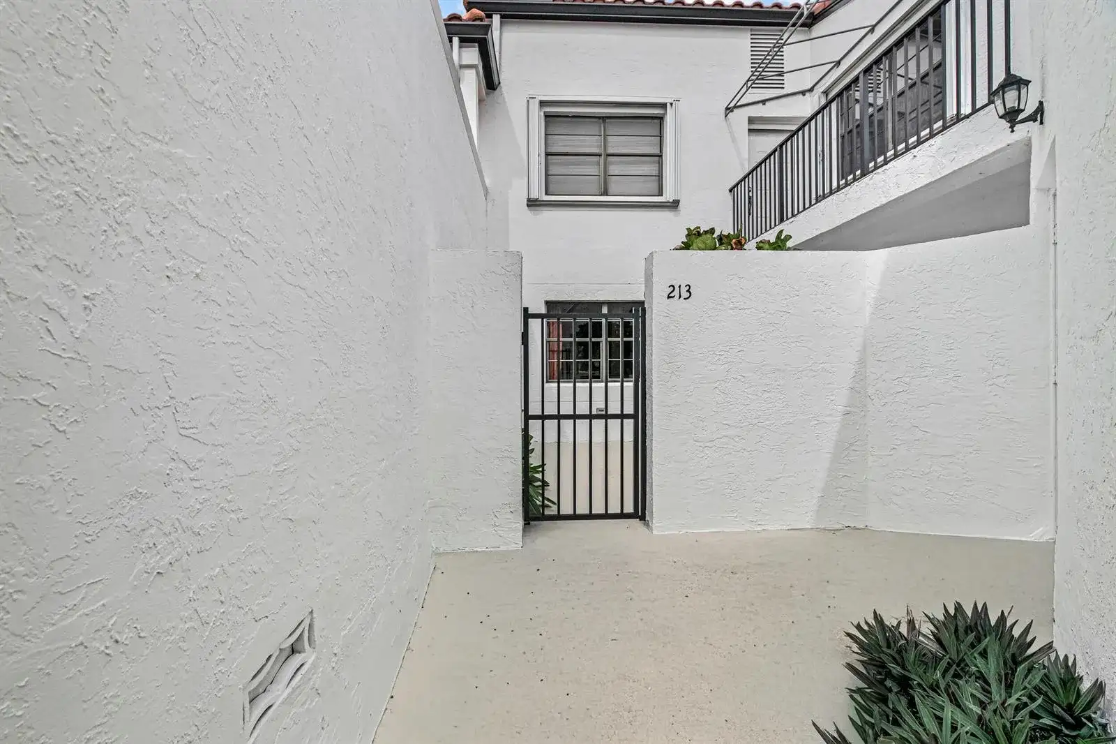 6670 VILLA SONRISA Drive # 213, Boca Raton FL 33433 photo 4