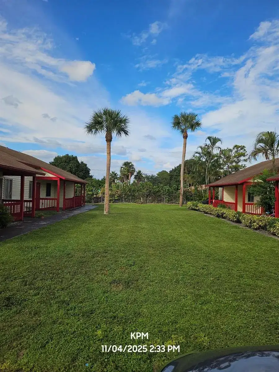 1305 Rosewood Villa Lane # 4, West Palm Beach FL 33417 photo 2