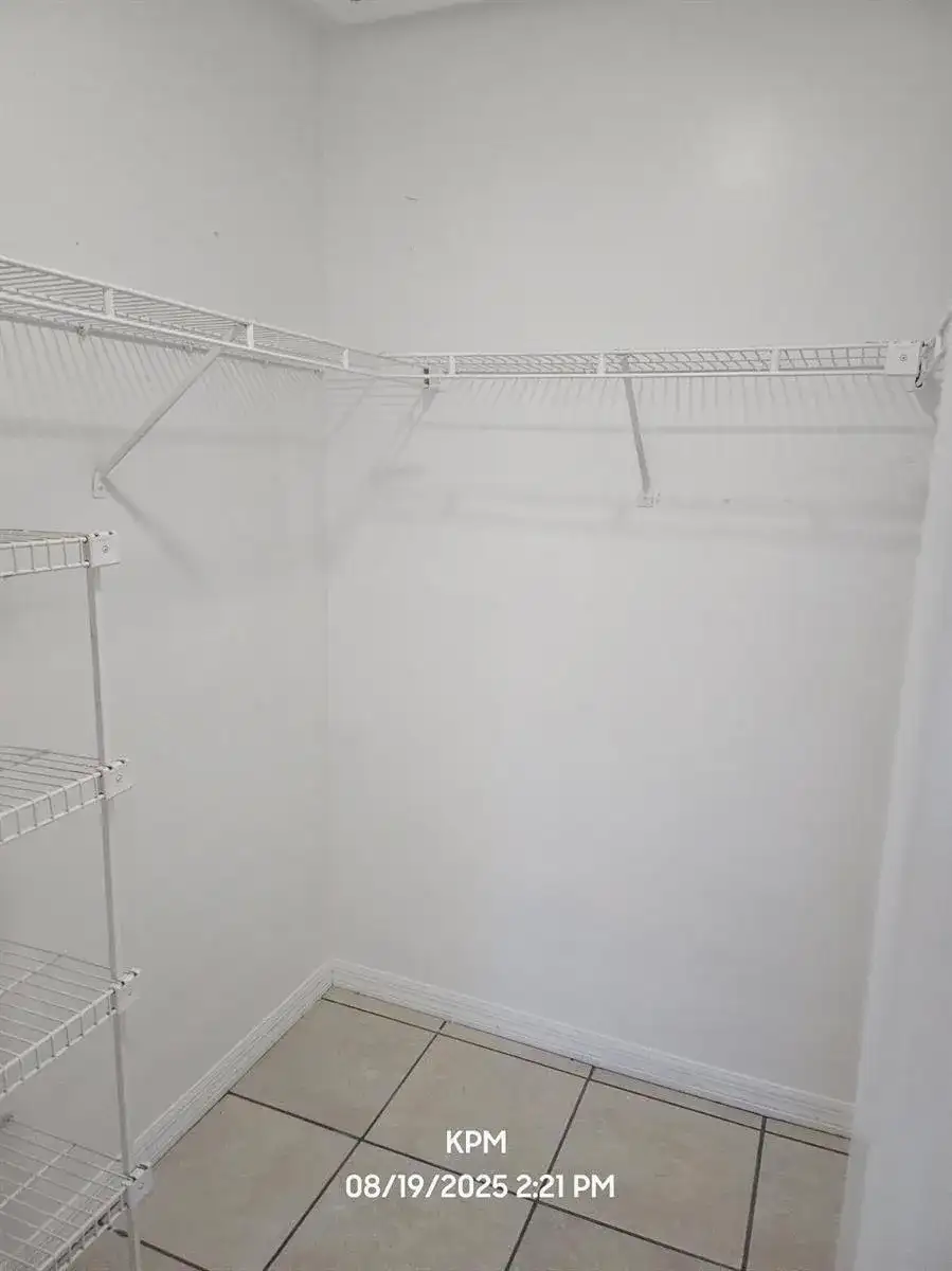 1305 Rosewood Villa Lane # 4, West Palm Beach FL 33417 photo 4